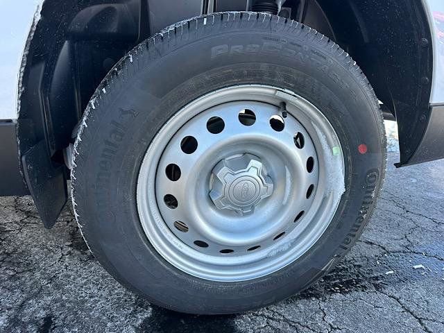 New 2026 Ford Maverick XL image 15