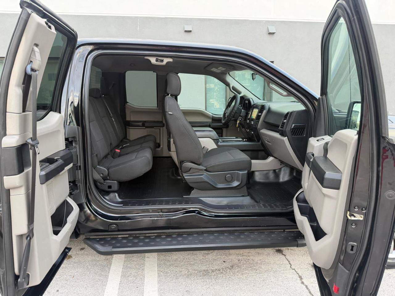 Used 2017 Ford F150 XL w/ Equipment Group 101A Mid RWD image 19