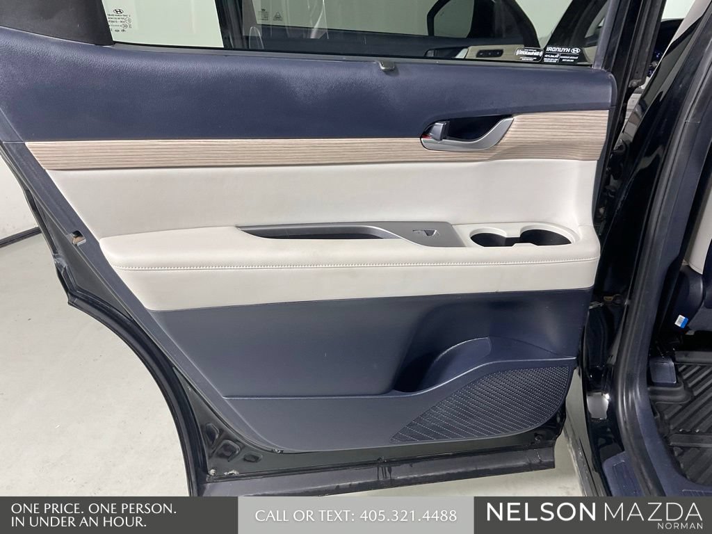Used 2022 Hyundai Palisade SEL w/ Premium Package FWD image 19