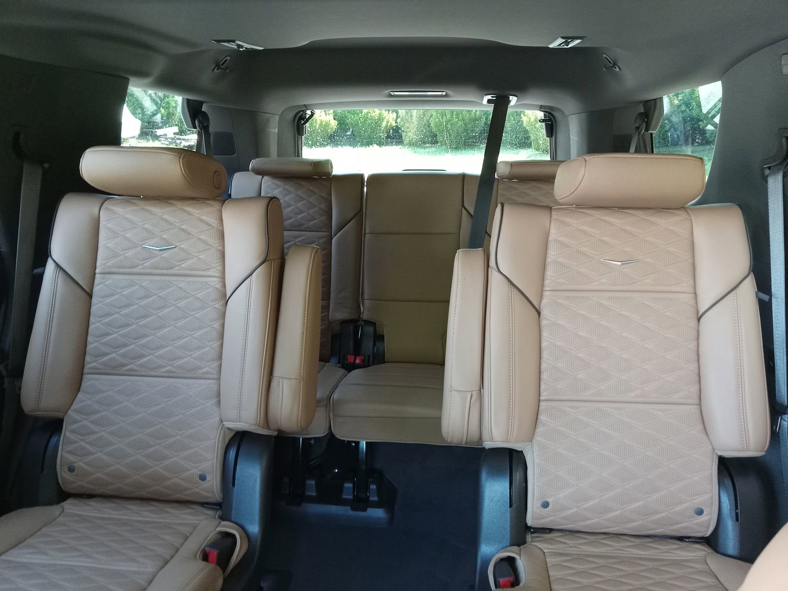 Used 2023 Cadillac Escalade Sport w/ Touring Package AWD/4WD image 23