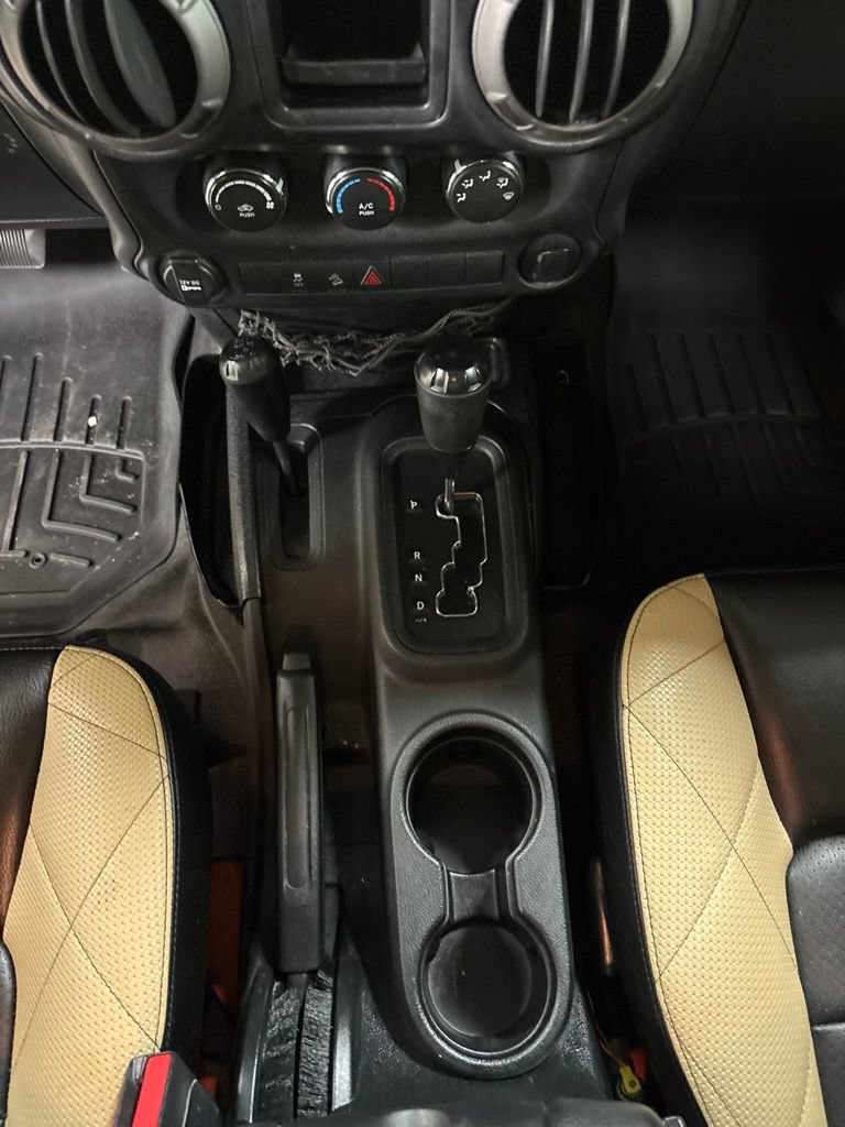 Used 2012 Jeep Wrangler Sport AWD/4WD image 14