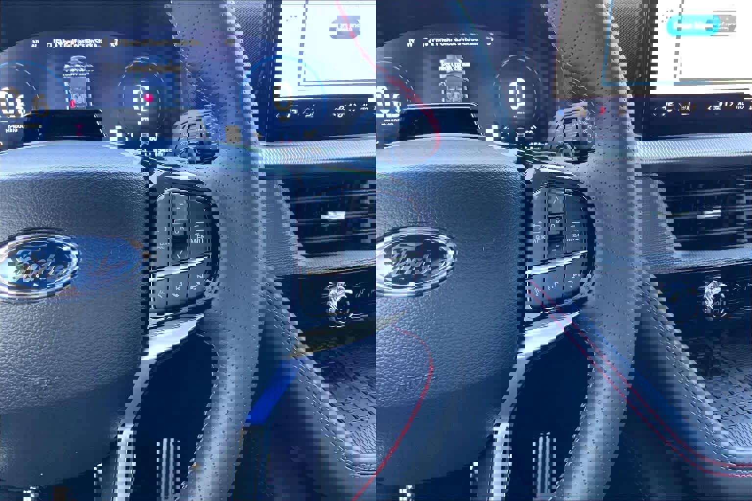 Certified 2025 Ford Explorer ST w/ Sun And Sound Package image 24