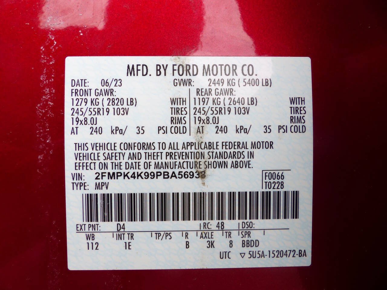Used 2023 Ford Edge Titanium w/ Equipment Group 301A AWD/4WD image 21