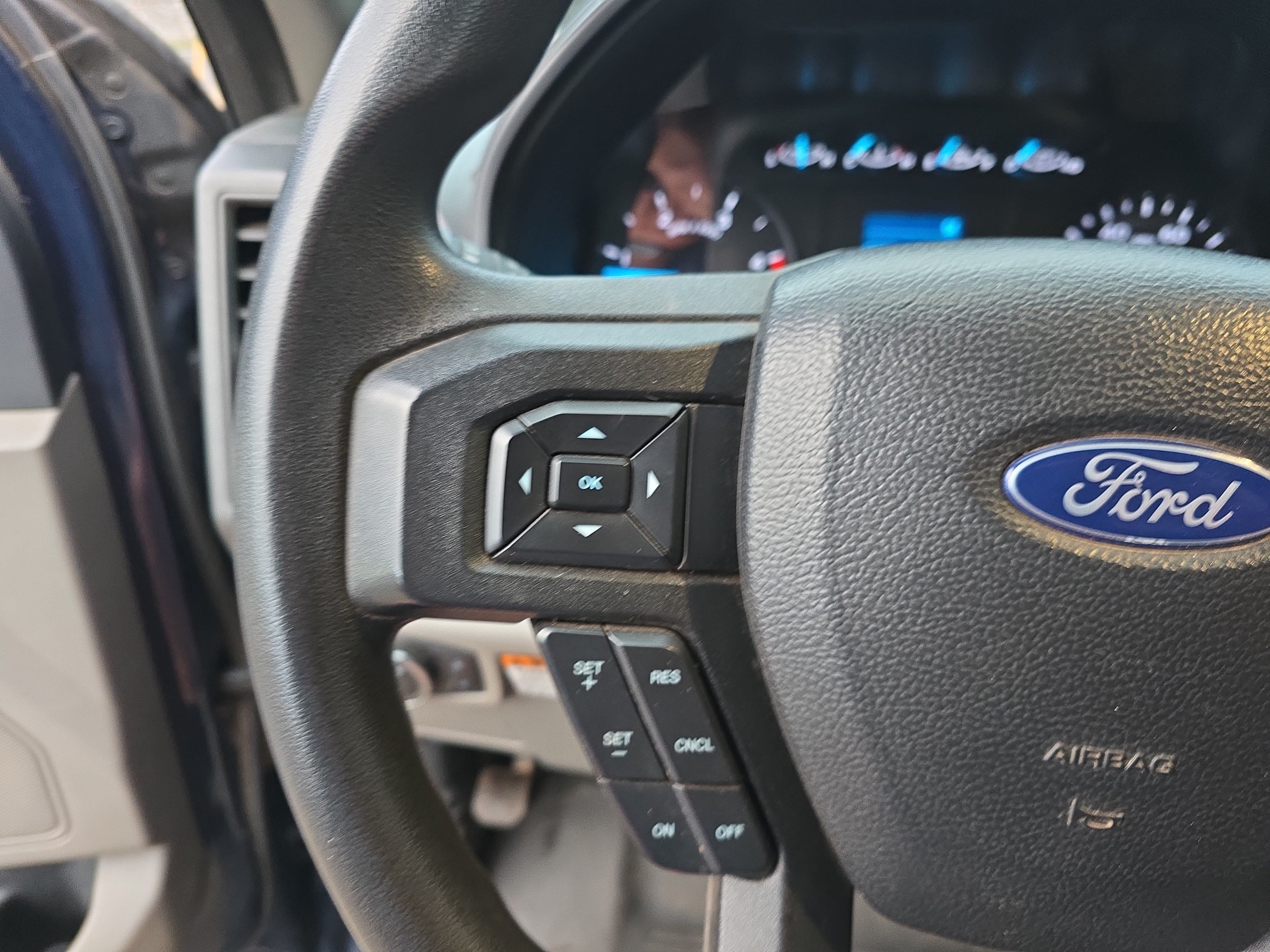 Used 2020 Ford F550 4x4 Regular Cab Super Duty image 19
