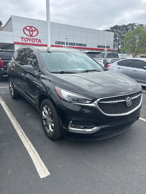 Used 2021 Buick Enclave Avenir w/ Avenir Technology Package image 2