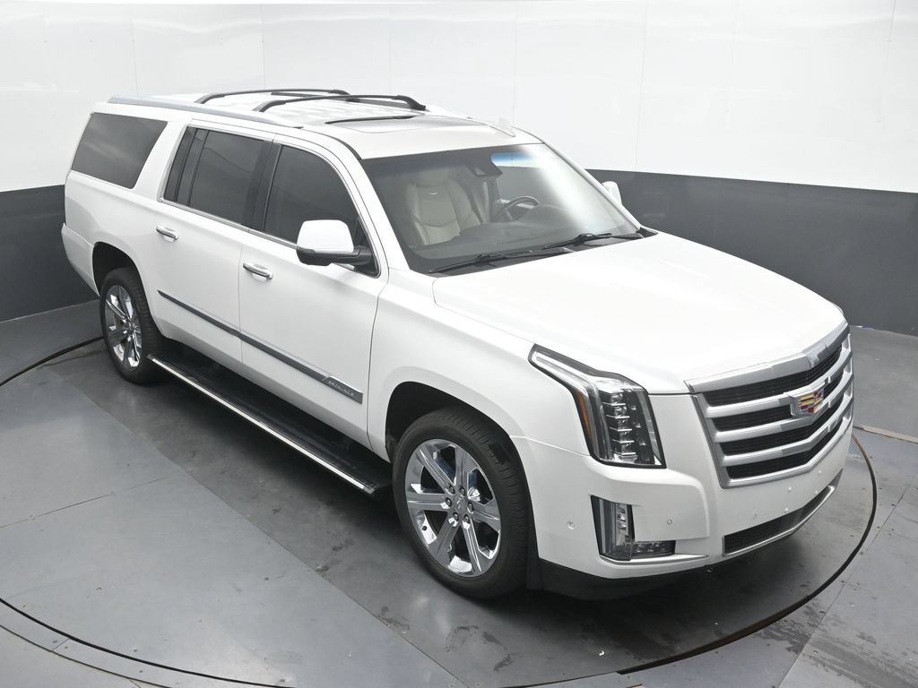 Used 2018 Cadillac Escalade ESV Premium Luxury AWD/4WD image 35