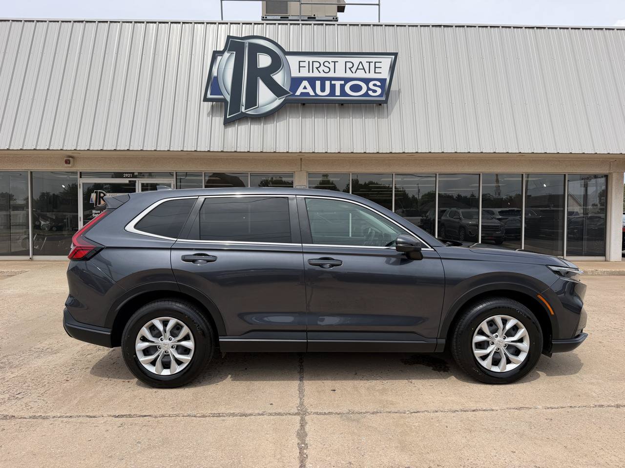 Used 2025 Honda CR-V LX image 9