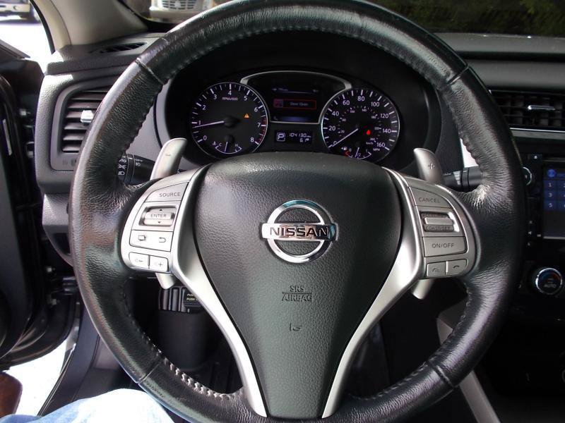 Used 2013 Nissan Altima 3.5 SL w/ Technology Pkg FWD image 30