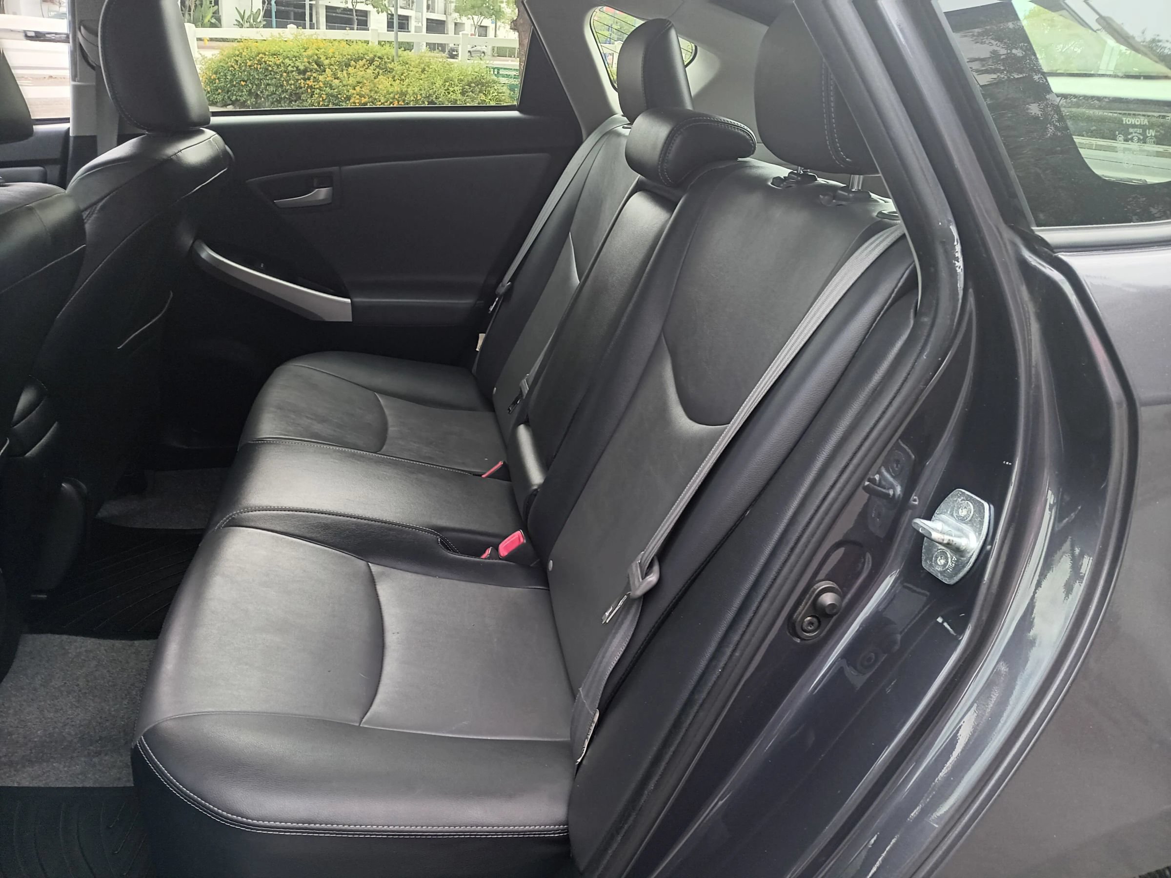 Used 2014 Toyota Prius Four FWD image 12