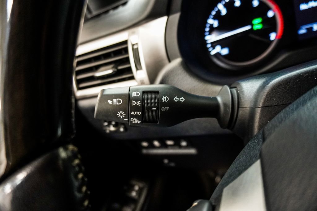 Used 2023 Lexus GX 460 Premium w/ Premium Plus Package image 21