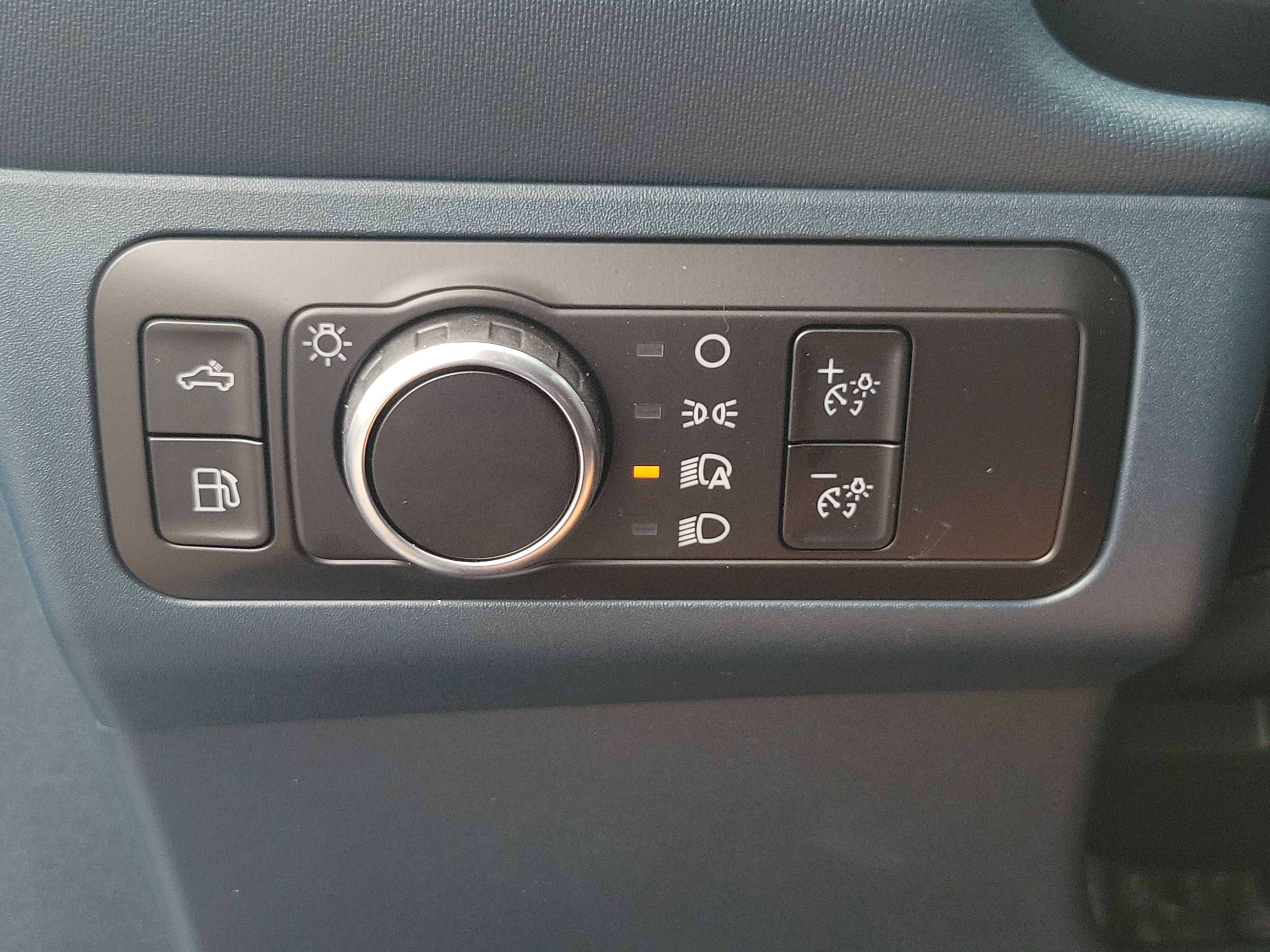 New 2026 Ford Maverick Lariat w/ Black Appearance Package AWD/4WD image 17