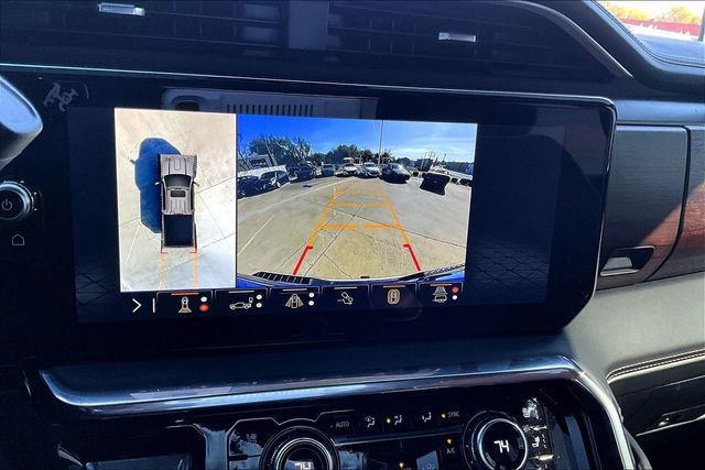 Used 2025 GMC Sierra 2500 Denali Ultimate image 14