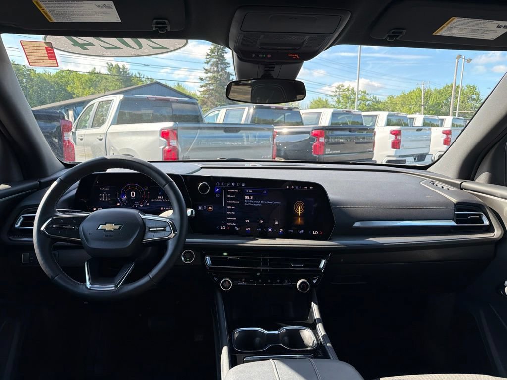 Used 2024 Chevrolet Traverse LS w/ LPO, Floor Liner Package AWD/4WD image 11