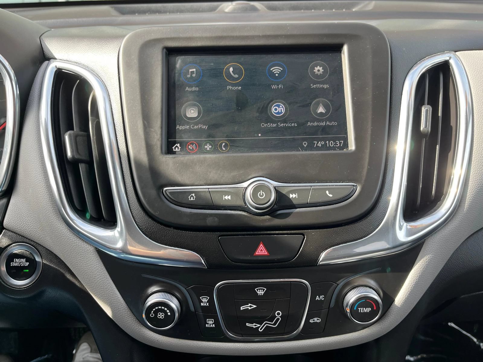 Used 2019 Chevrolet Equinox LS w/ LS Convenience Package FWD image 19