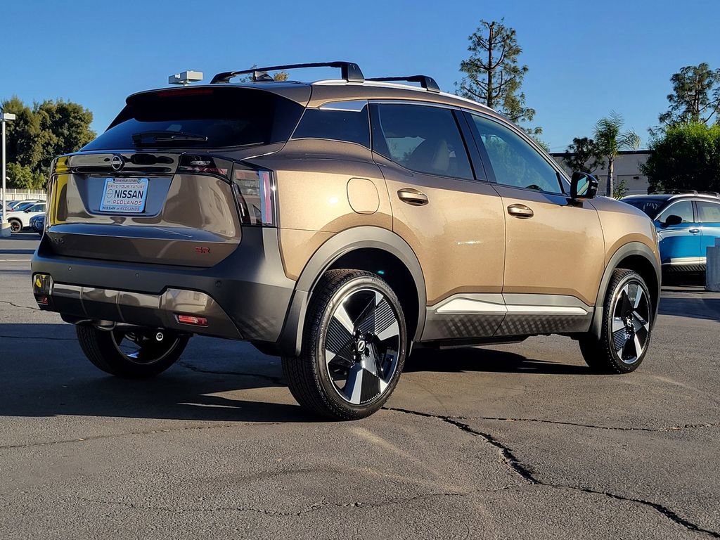 New 2026 Nissan Kicks SR w/ Illumination Package image 2