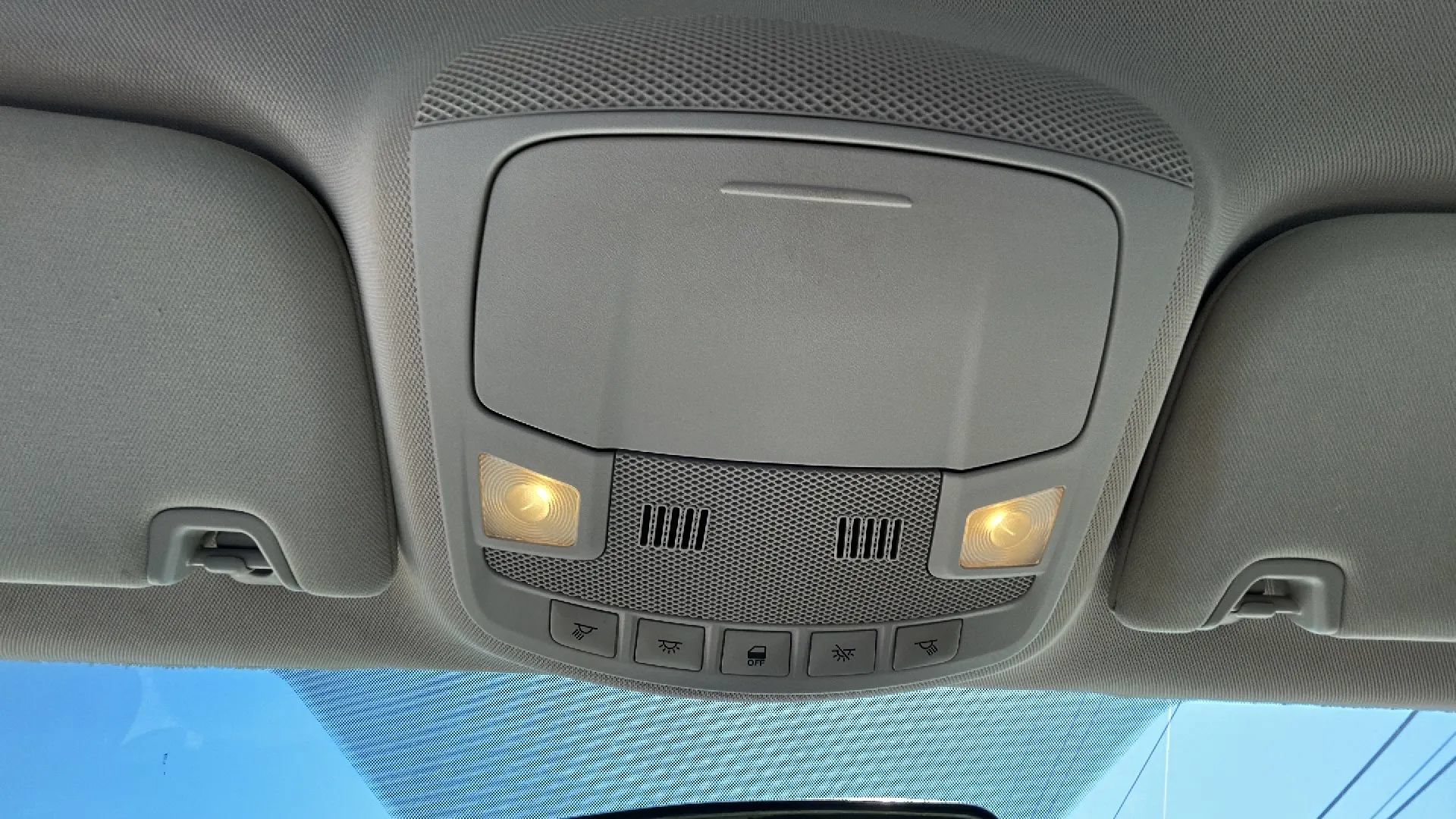 Used 2016 Ford Fusion S FWD image 28