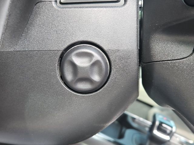 Used 2023 Chevrolet Silverado 1500 ZR2 w/ Technology Package image 27