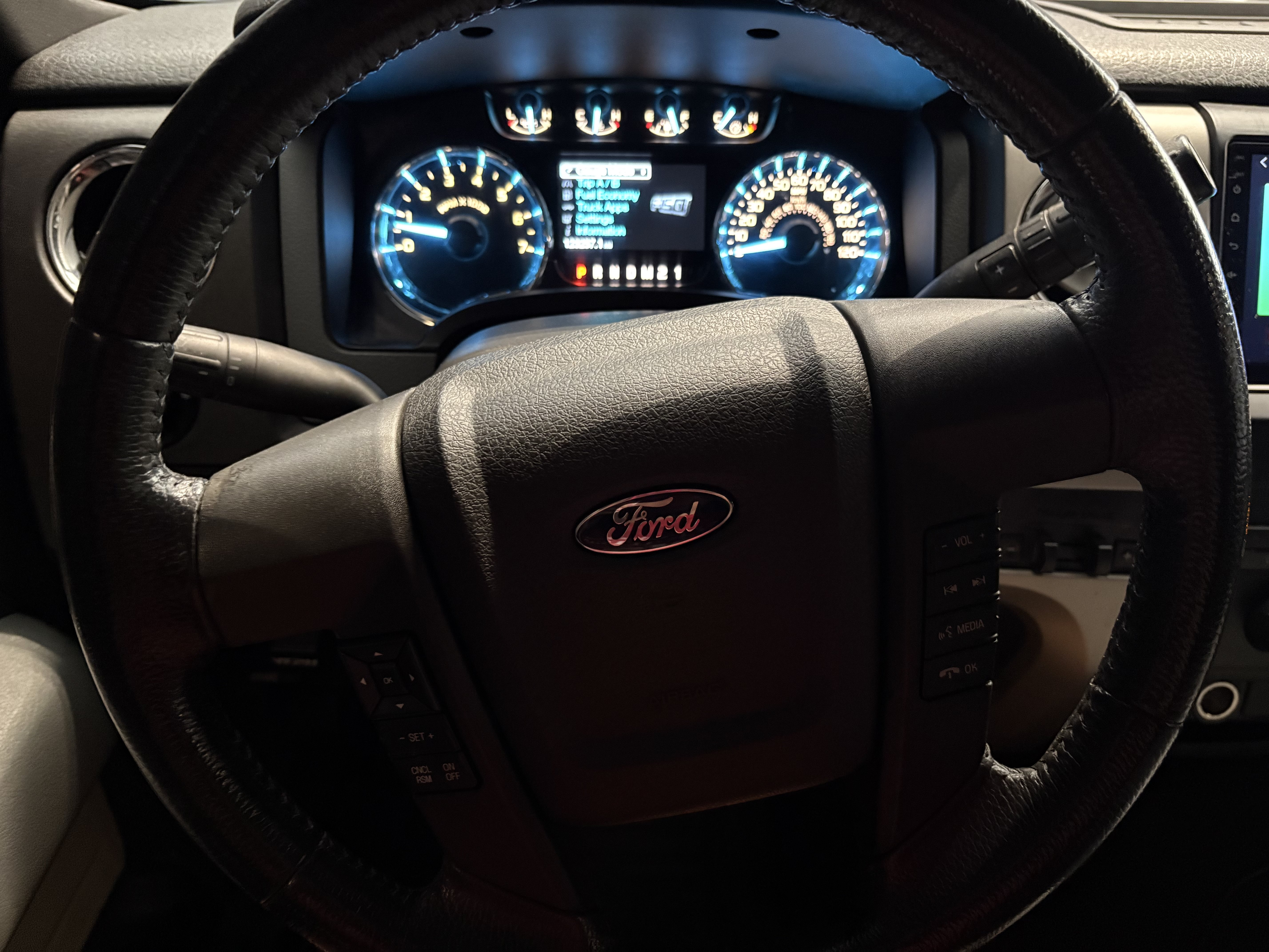 Used 2011 Ford F150 XLT w/ XLT Chrome Pkg RWD image 15