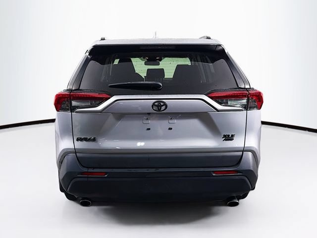 Used 2020 Toyota RAV4 XLE w/ Convenience Package AWD/4WD image 8