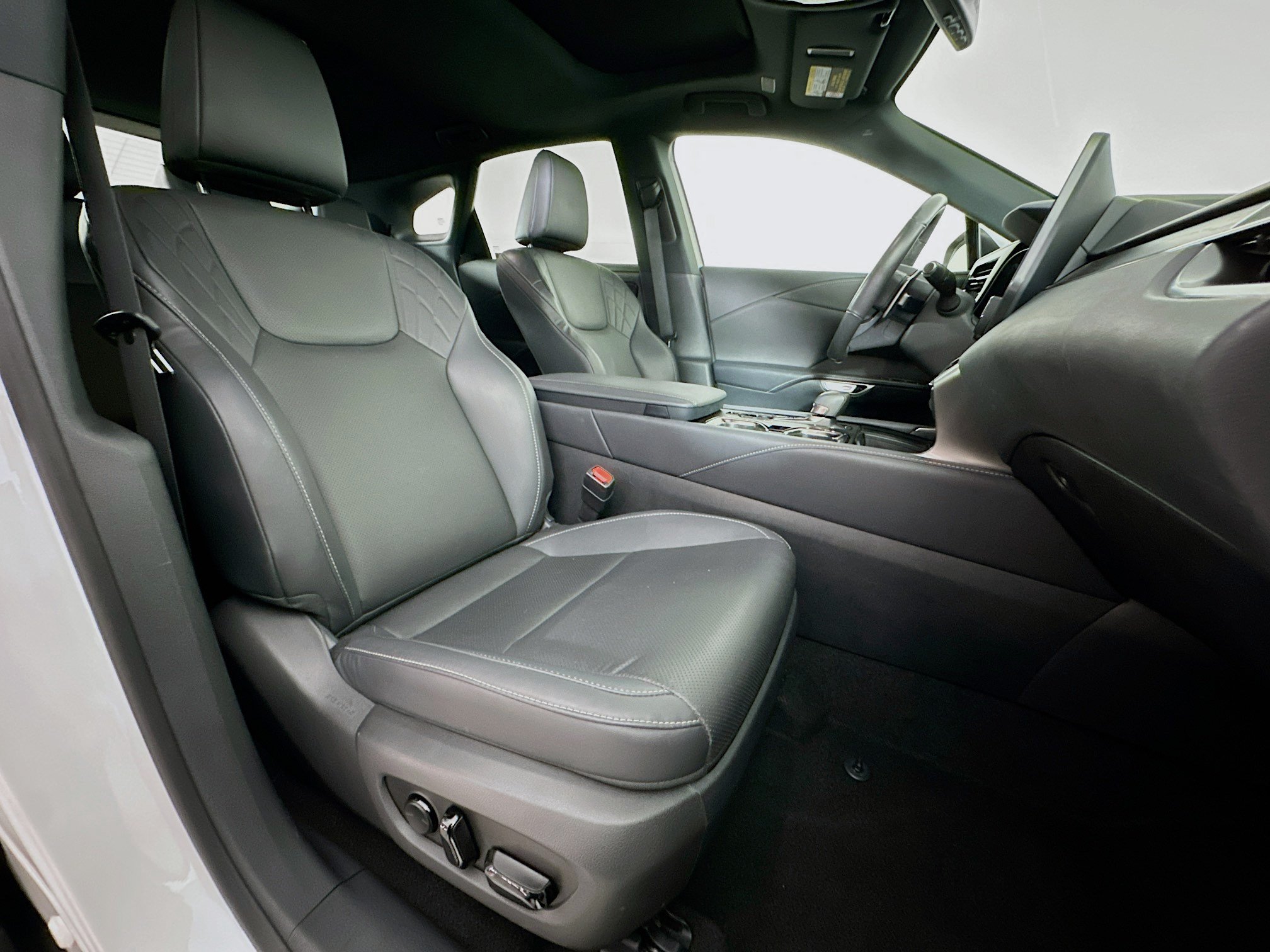 Used 2024 Lexus RX 350 Premium w/ Cold Area Package FWD image 33