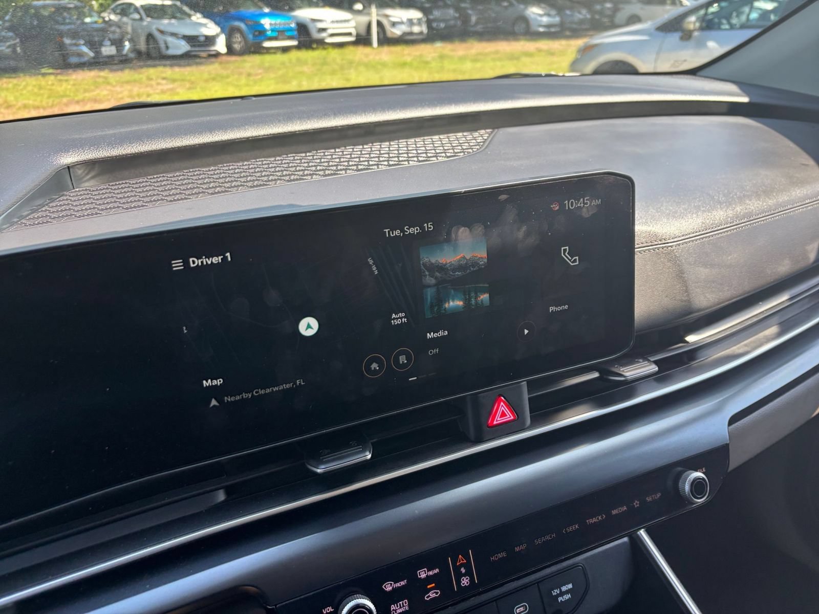 Used 2026 Kia Carnival FWD image 20