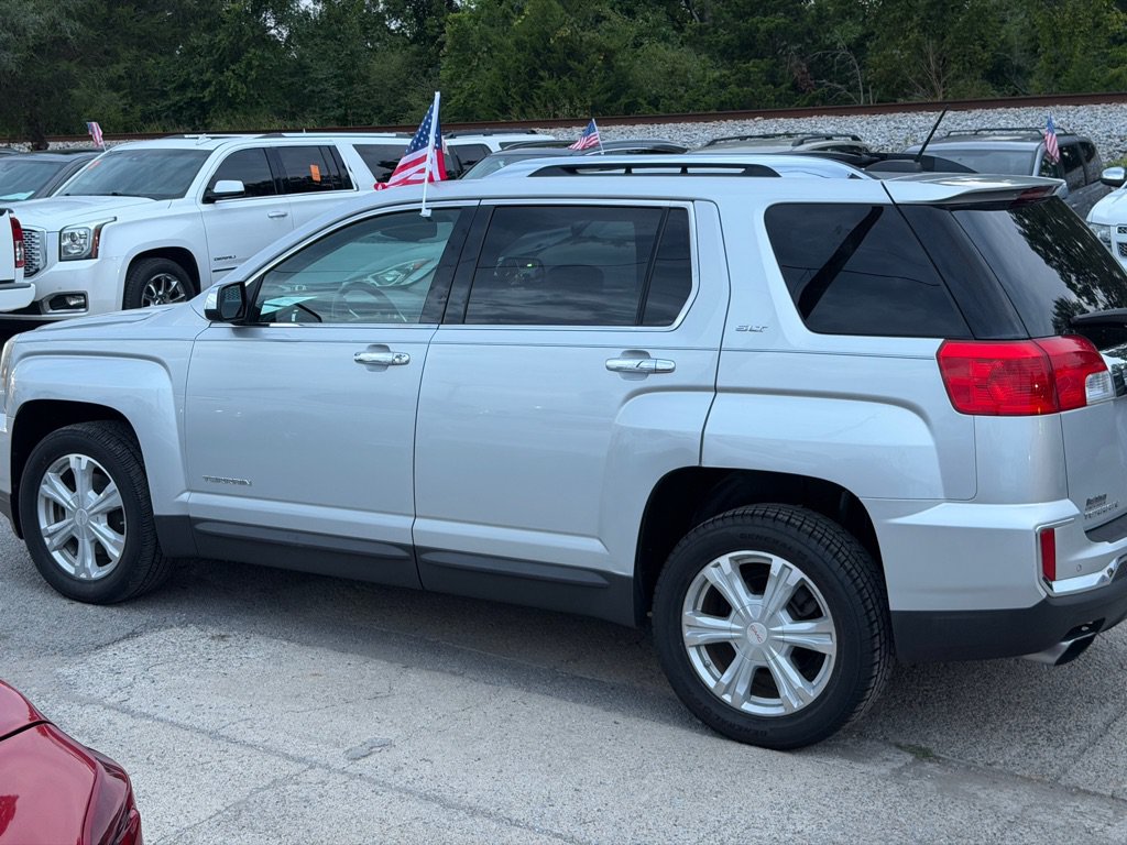 Used 2017 GMC Terrain SLT w/ Driver Alert Package I FWD image 7