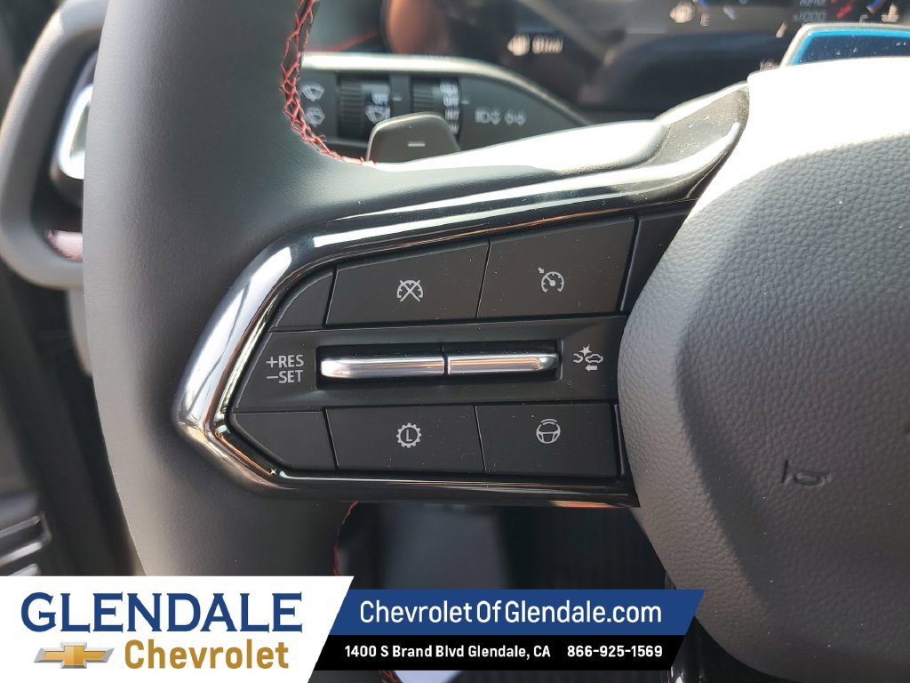 New 2026 Chevrolet Traverse RS w/ LPO, Floor Liner Package FWD image 23