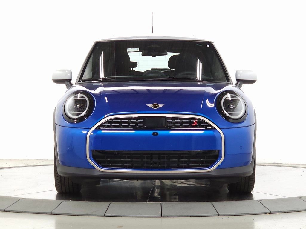 Used 2025 MINI Cooper S image 2