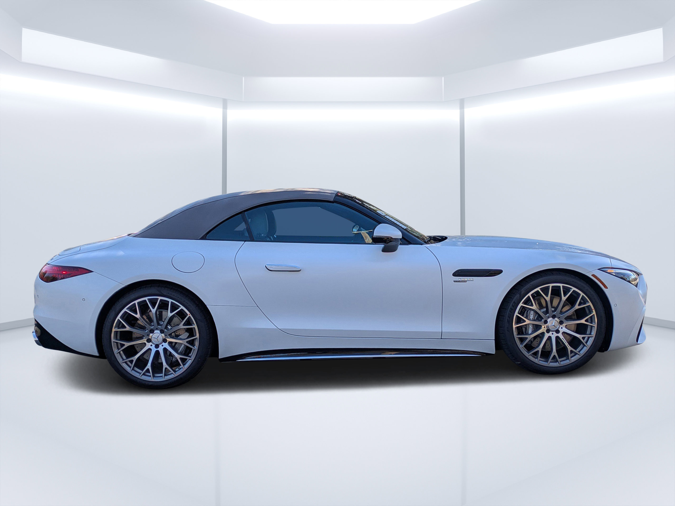 New 2026 Mercedes-Benz SL 43 AMG image 4