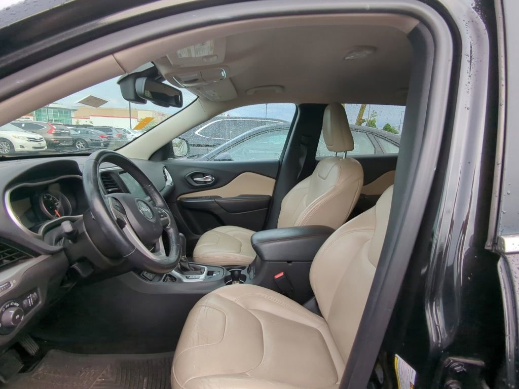 Used 2016 Jeep Cherokee Limited FWD image 6