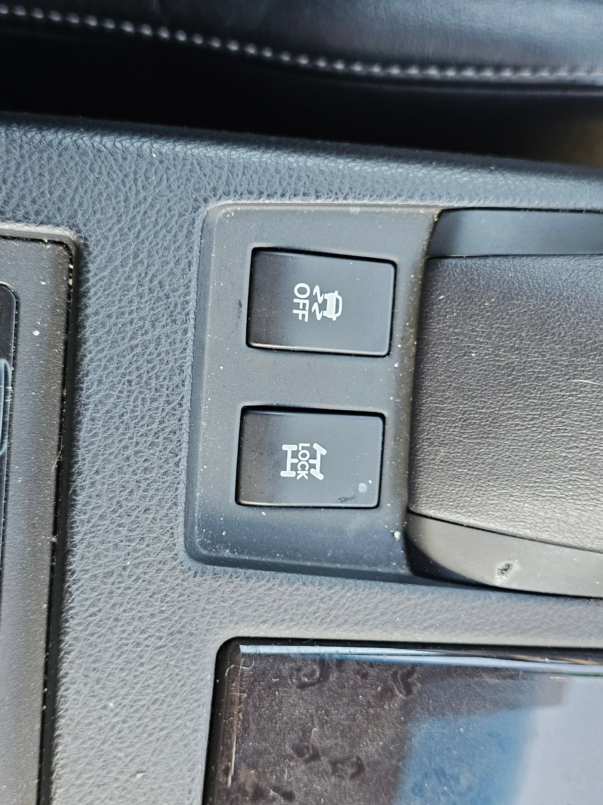 Used 2013 Lexus RX 350 F Sport w/ Navigation Pkg AWD/4WD image 21
