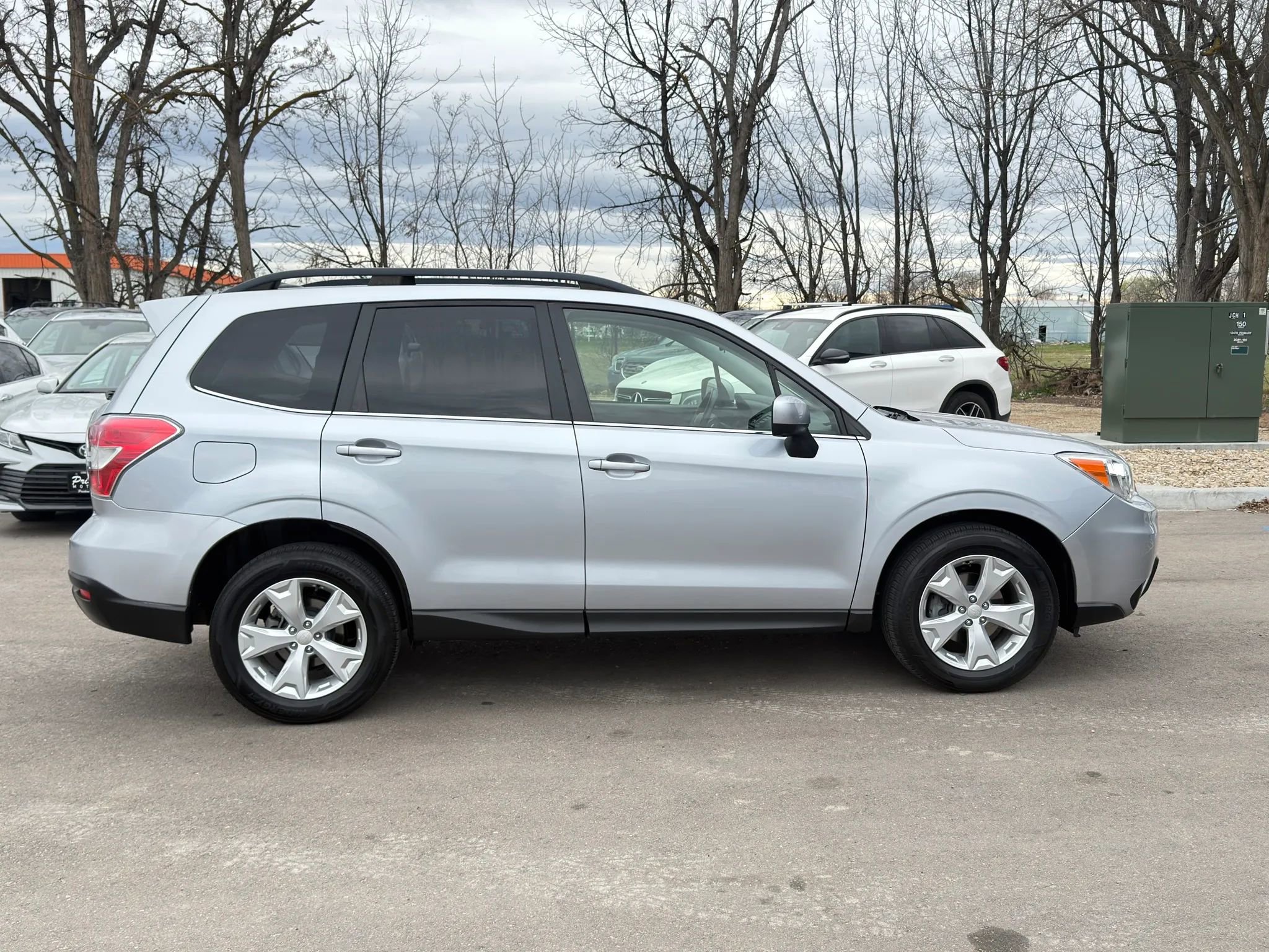 Used 2014 Subaru Forester 2.5i Limited image 8
