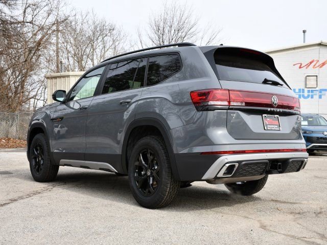 New 2026 Volkswagen Atlas Peak Edition image 5