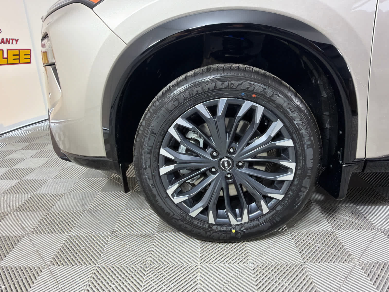 New 2026 Nissan Rogue Platinum w/ Tech Package image 10