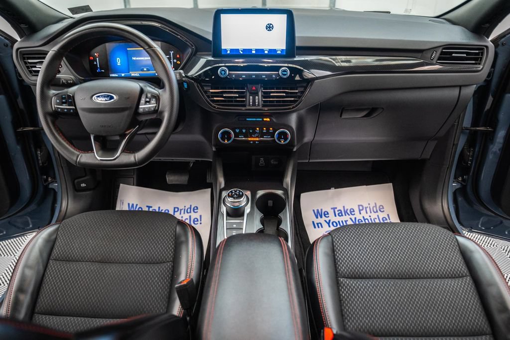 Certified 2025 Ford Escape ST-Line AWD/4WD image 21