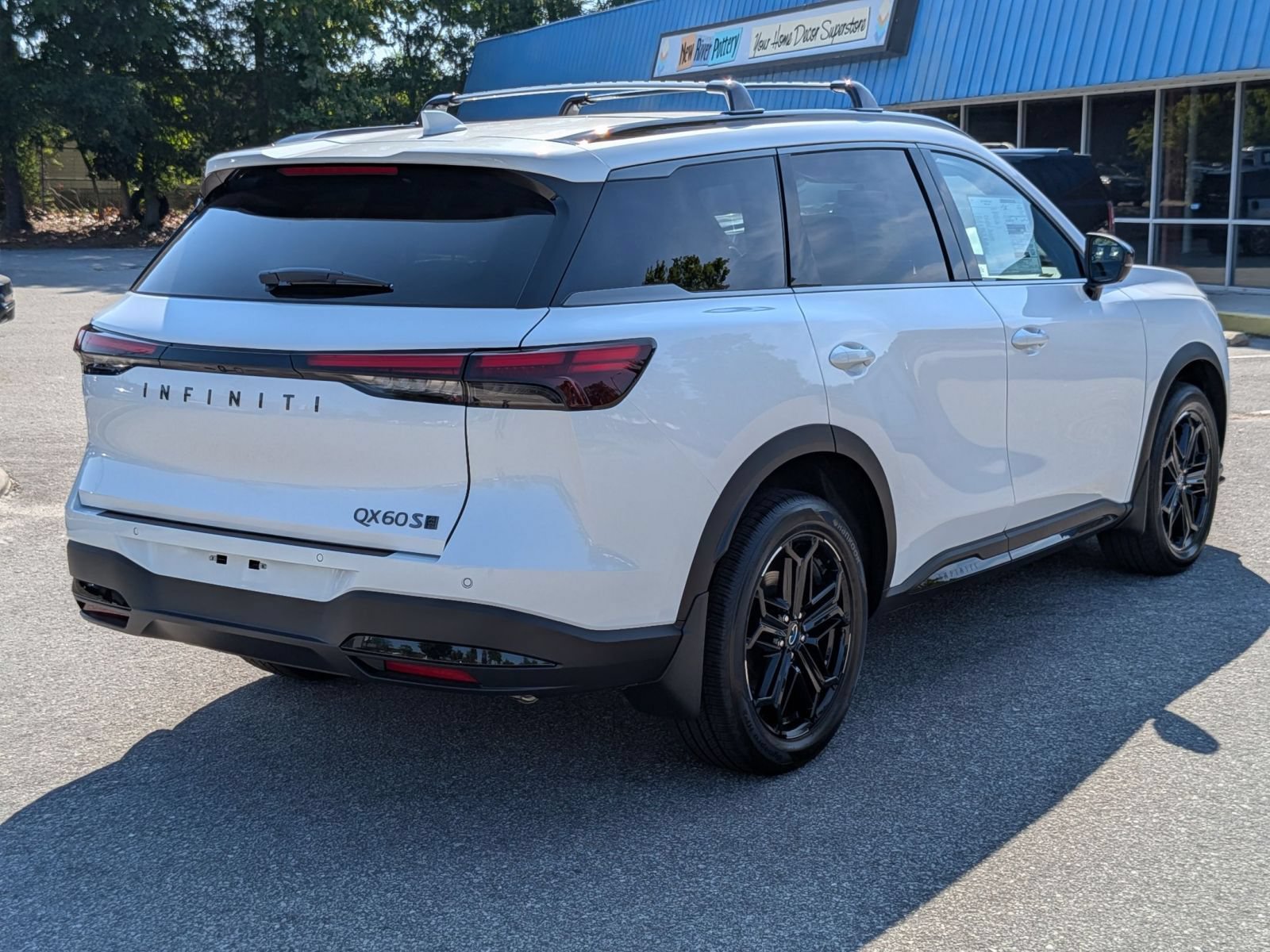 New 2027 INFINITI QX60 Sport w/ Dark Cargo Package AWD/4WD image 3