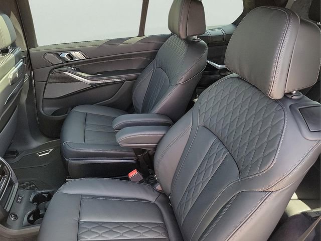 New 2026 BMW X7 M60i AWD/4WD image 16
