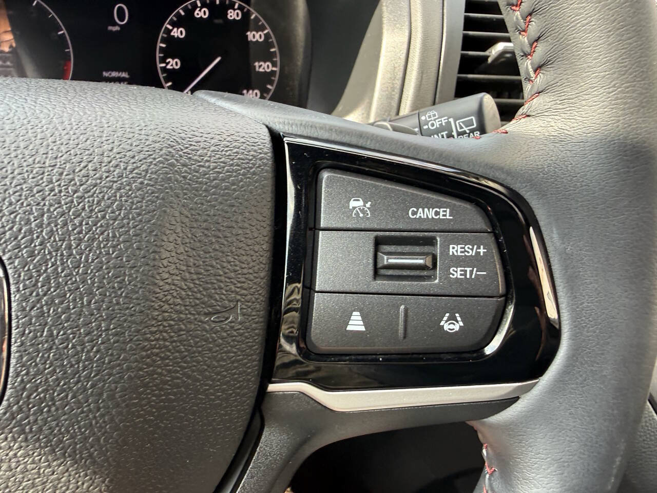 Used 2025 Honda Odyssey Sport-L image 35