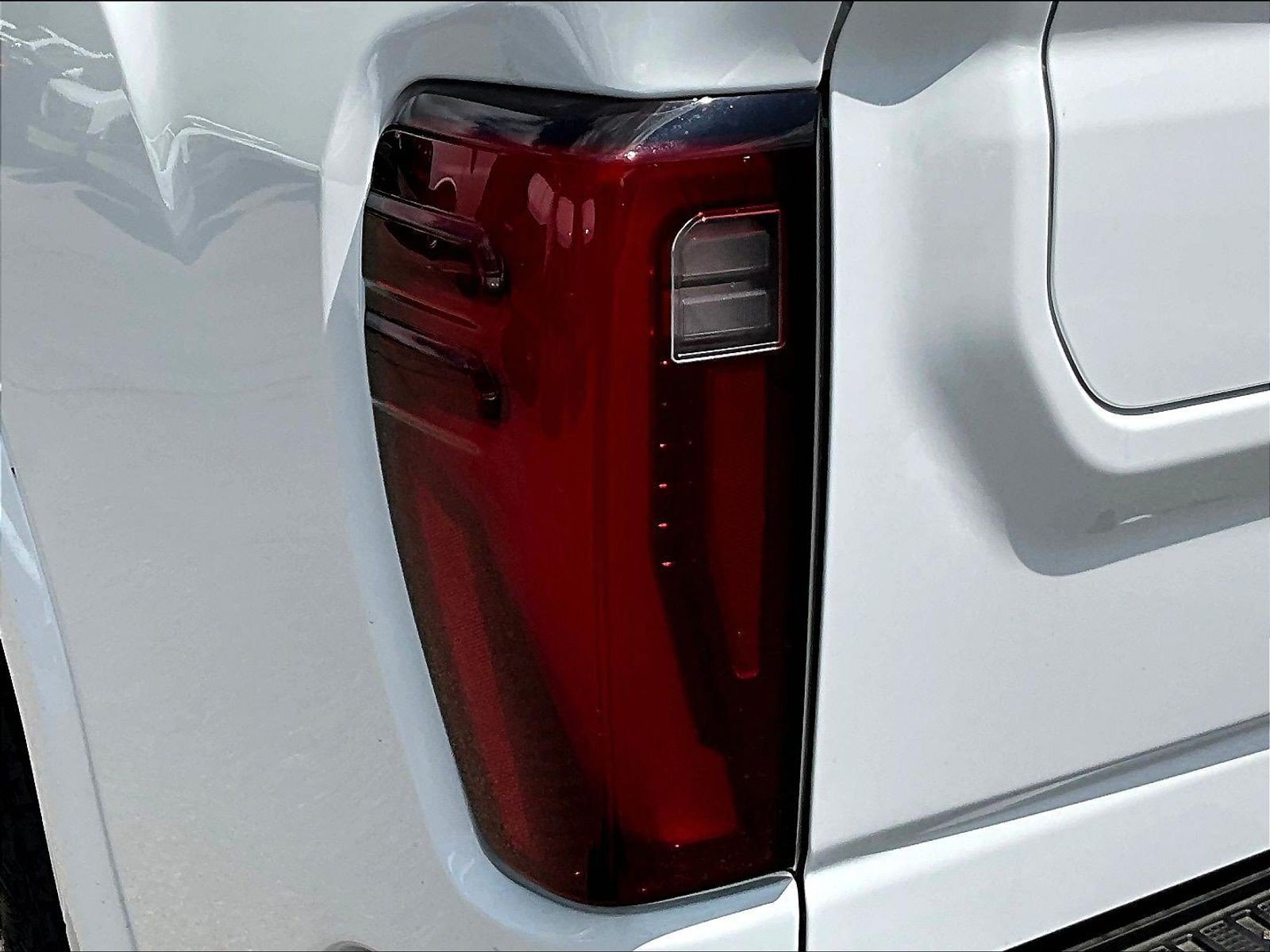New 2026 GMC Sierra 2500 Denali w/ Denali Reserve Package AWD/4WD image 15