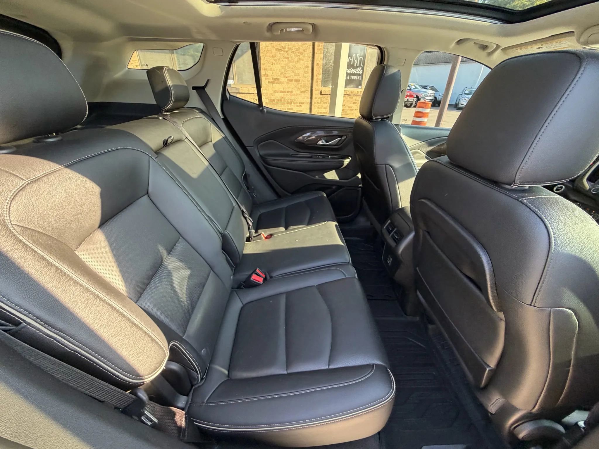 Used 2019 GMC Terrain Denali w/ Advanced Safety Package image 29