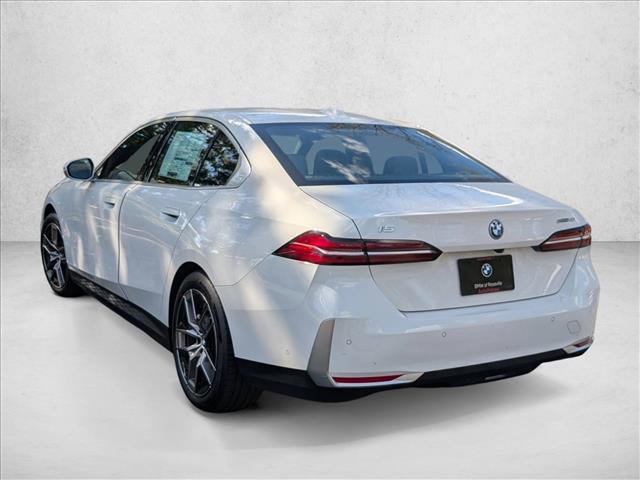 New 2026 BMW i5 eDrive40 w/ Convenience Package image 7