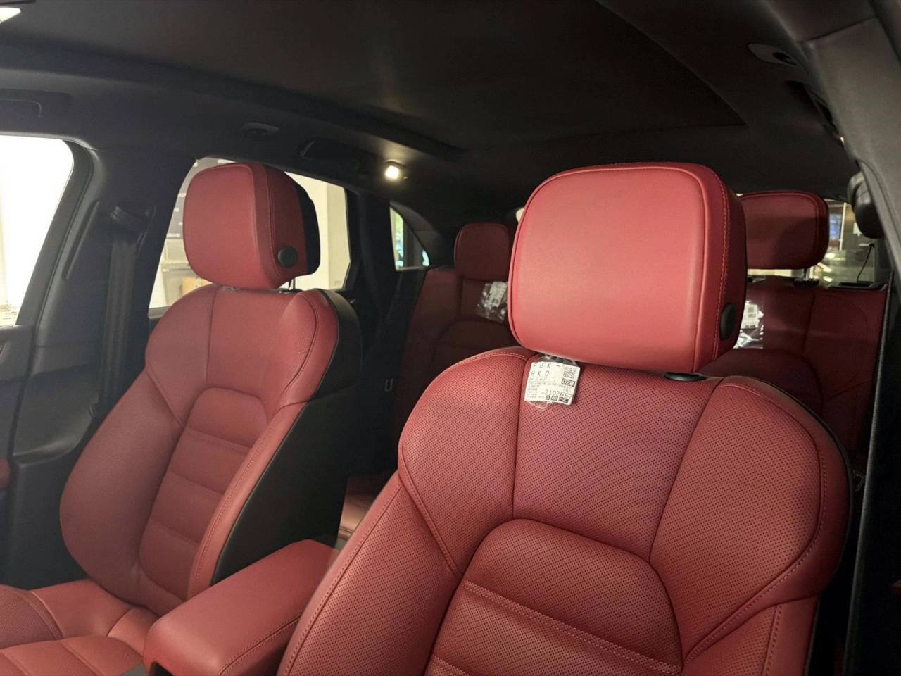 New 2026 Porsche Macan S AWD/4WD image 33