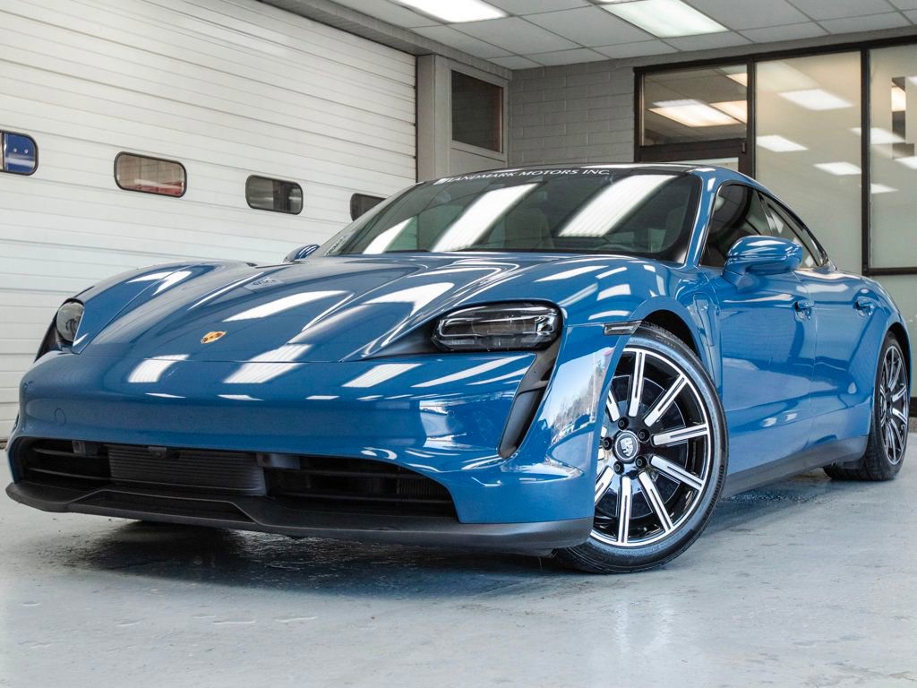 Used 2022 Porsche Taycan 4S image 2
