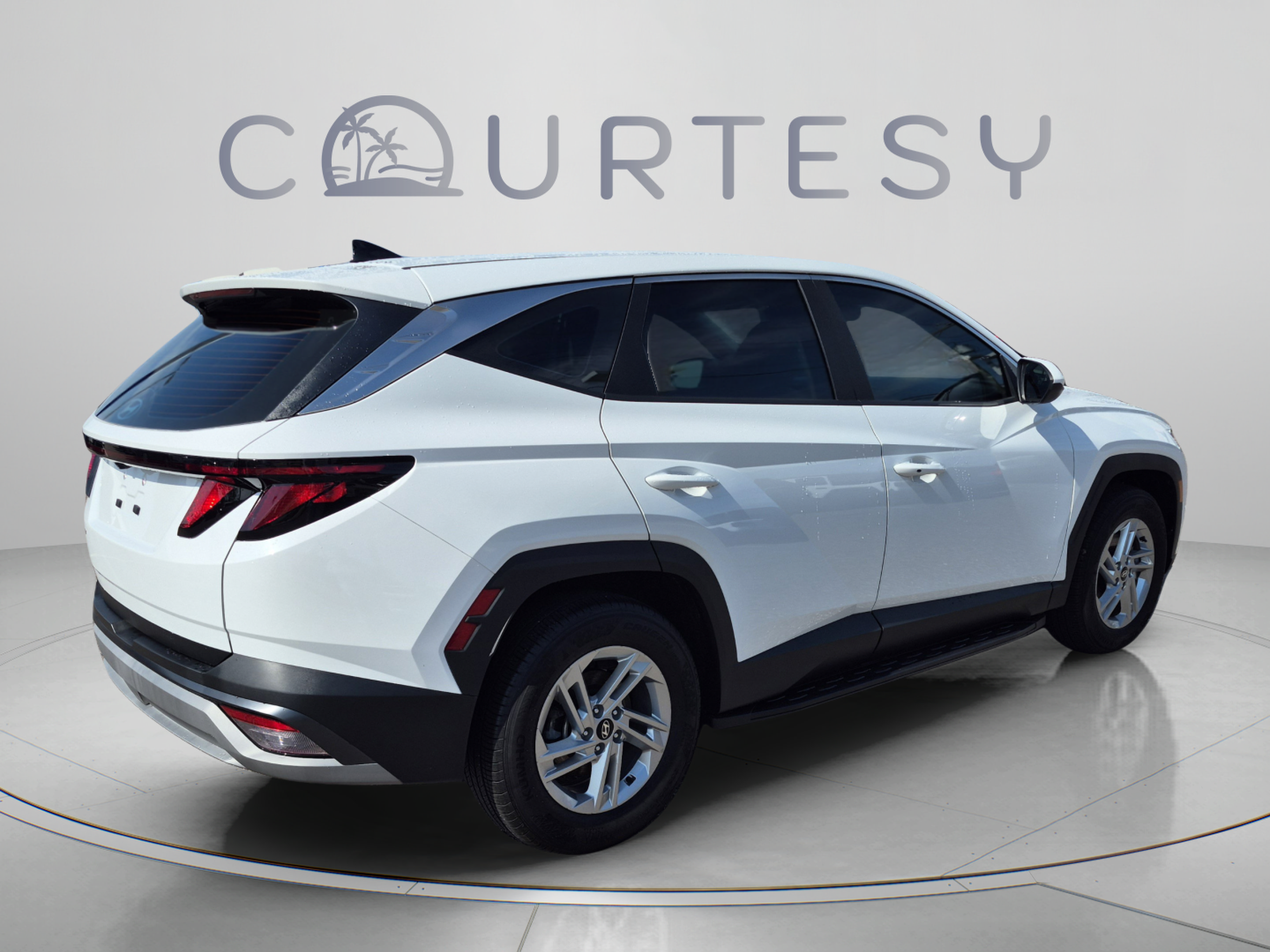 Certified 2026 Hyundai Tucson SE FWD image 5