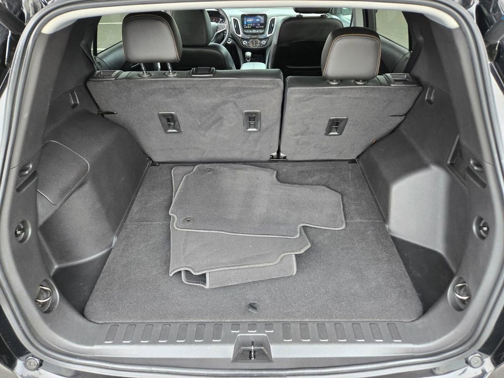 Used 2023 Chevrolet Equinox Premier image 13