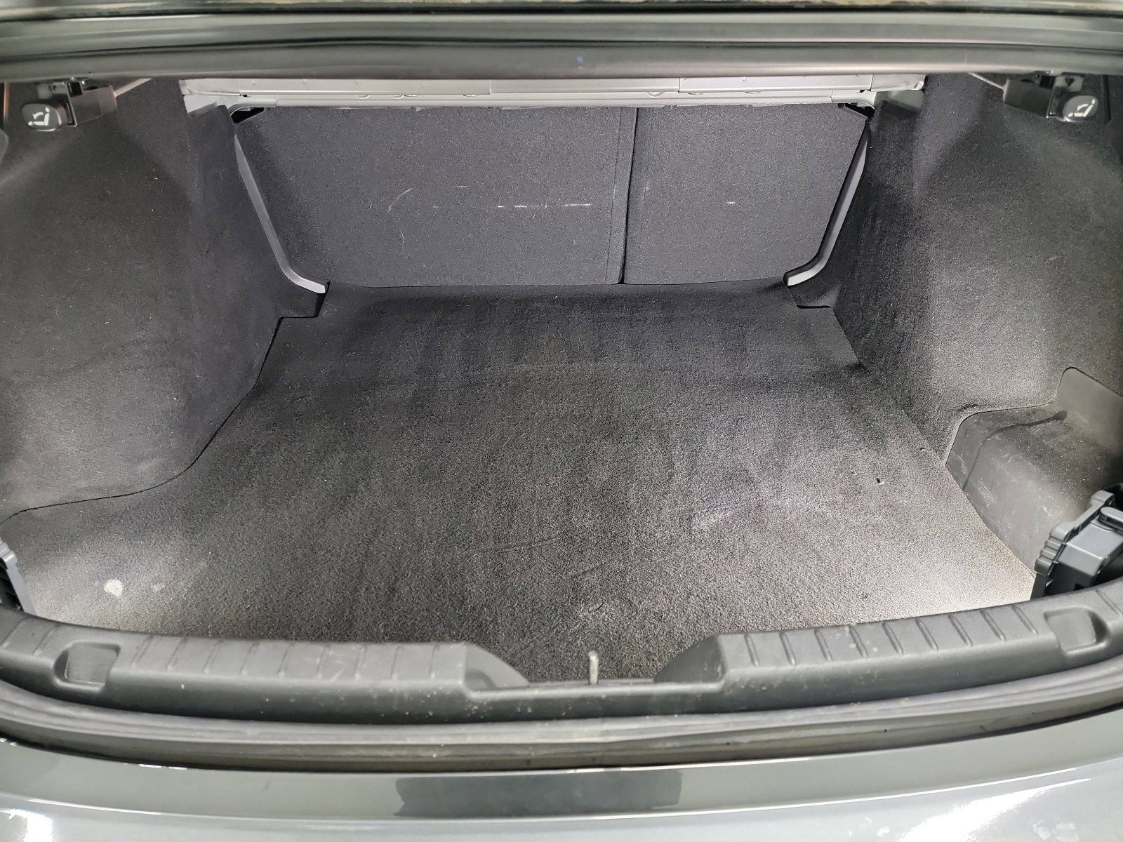 Used 2019 MAZDA MAZDA3 Sedan w/ Preferred Package image 25