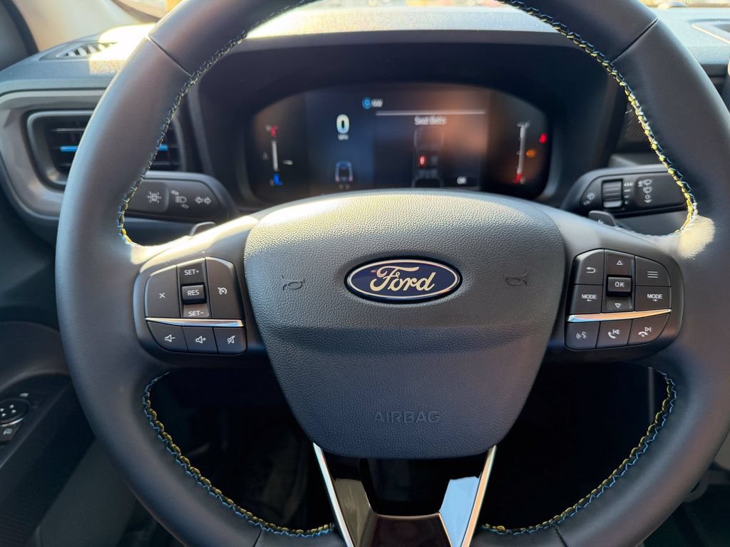 Used 2026 Ford Maverick Lobo AWD/4WD image 26