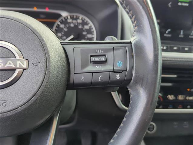 Used 2023 Nissan Rogue SL w/ SL Premium Package image 18