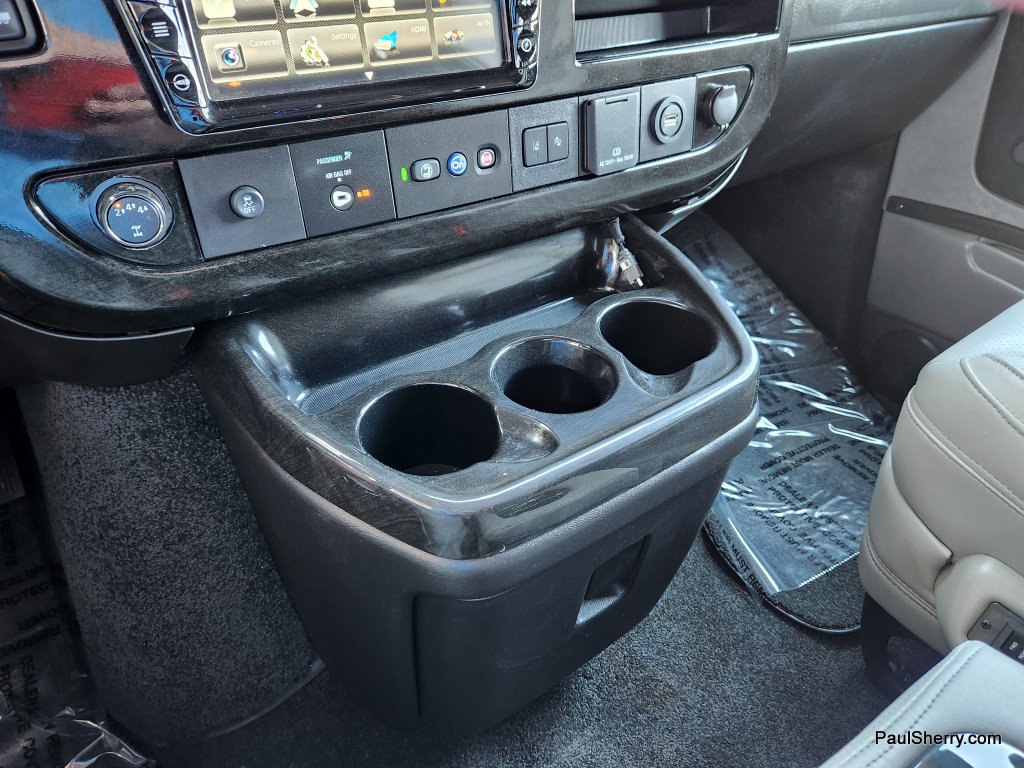 Used 2021 Chevrolet Express 3500 LS w/ Chrome Appearance Package image 49