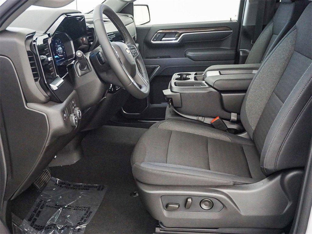 New 2026 Chevrolet Silverado 1500 LT w/ LPO, Dark Essentials Package image 19